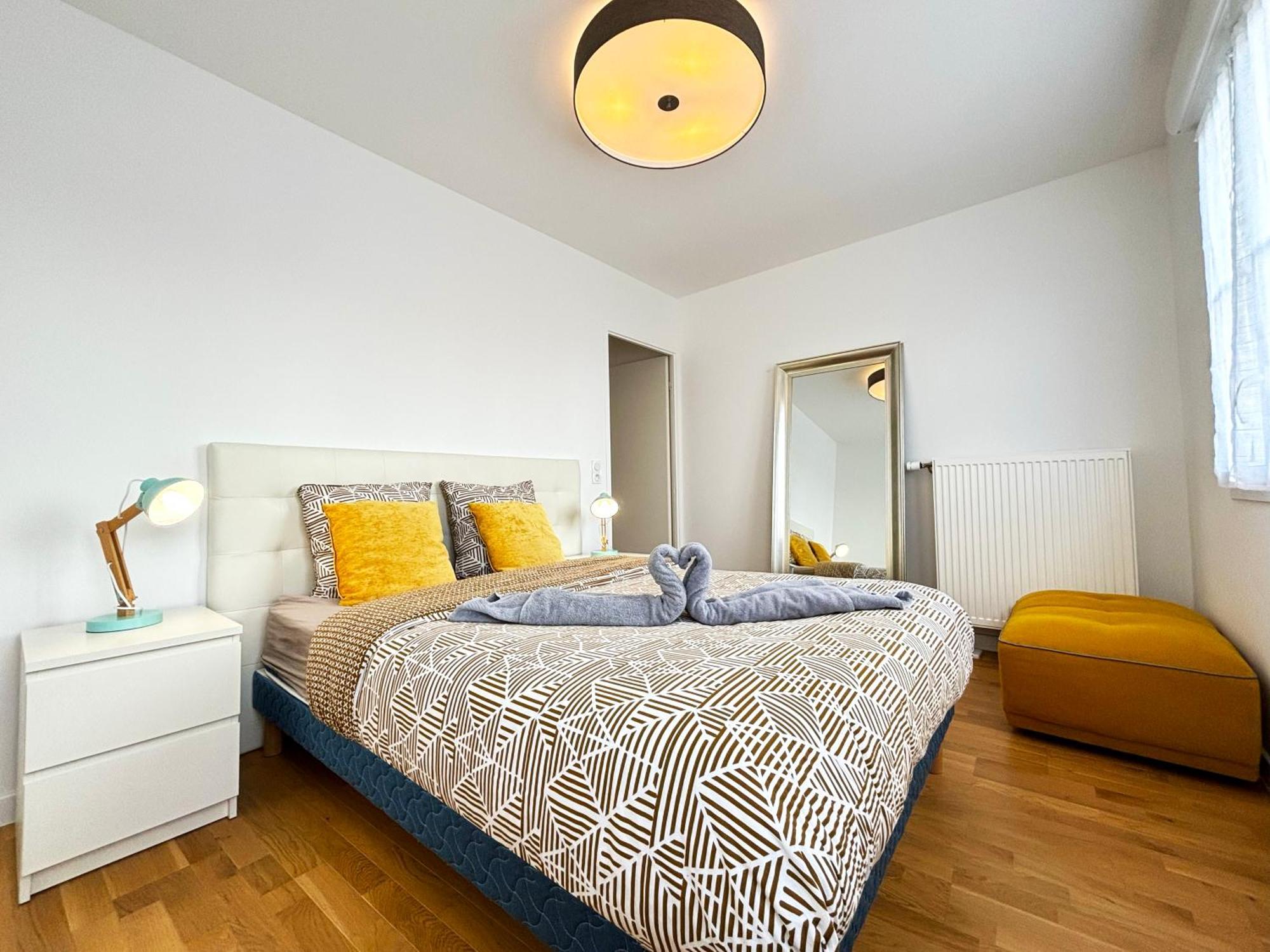 L Eiffel Disney 5Min Paris 35Min Parking Terrasse Serris Exteriör bild